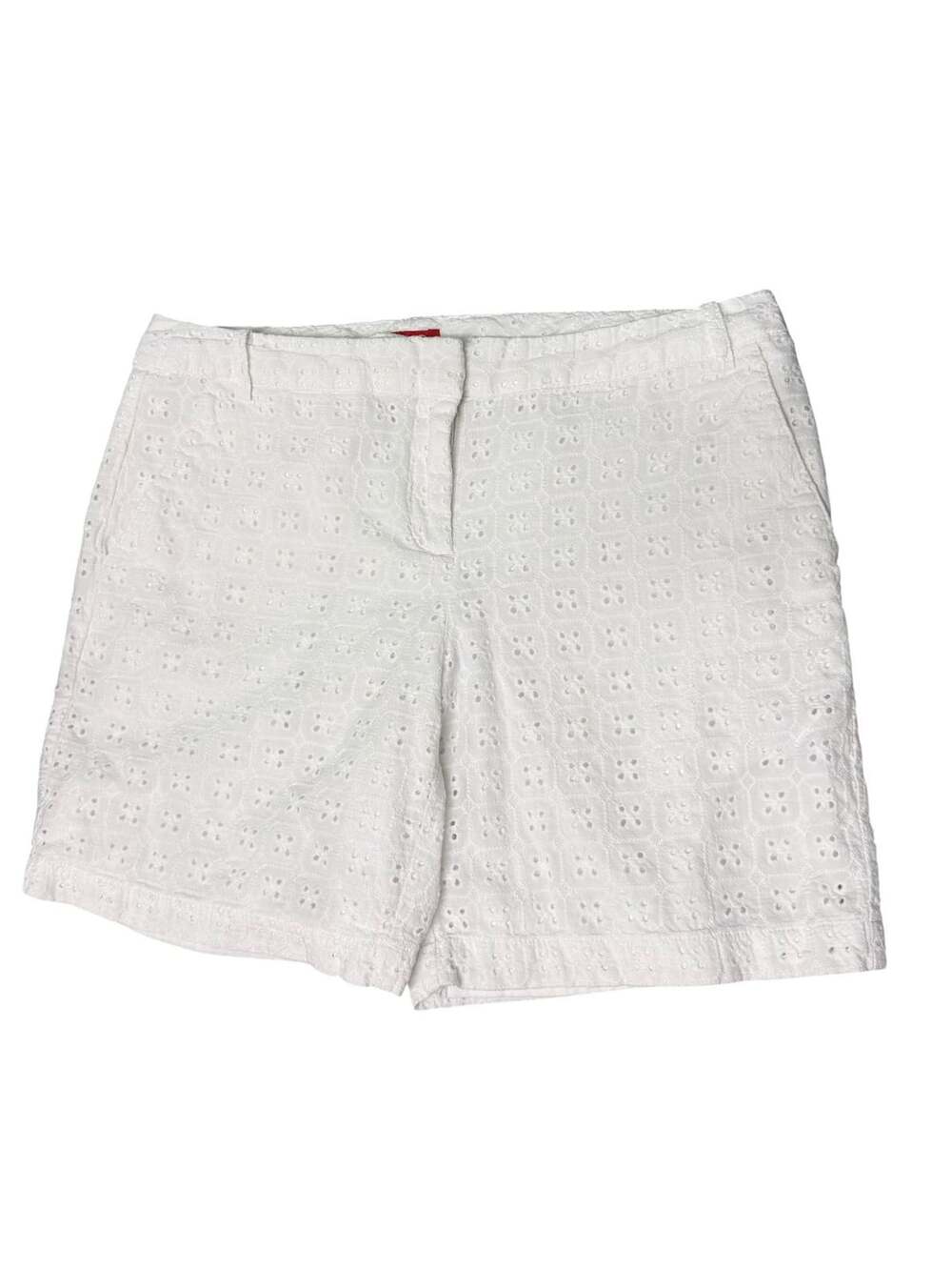 Izod Women's Size 6 White Eyelet Textured Lined Shorts 6” Inseam